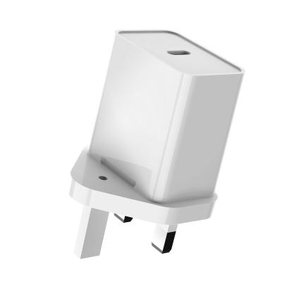 China Universal Hot Selling Smart Mobile Phone Charger PD18W Wall Charger USB Fast Charging Head for sale