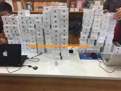 China Unlocked GSM 850 / 900 / 1800 / 1900 MHz 2G Wifi 3G Phone Apple Iphone 5s 4 Inch for sale