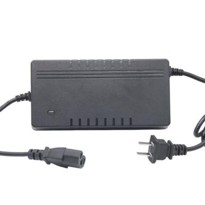 China Compacto C-Power 36V 5A 10S 42V 43.5V 3S 43.2V 12S Cargador de batería LiFePO4 para E-Bike Car en venta