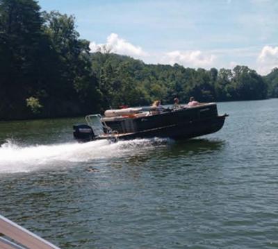 China 2023 Aluminum Pontoon Aluminum Boat Catamaran Luxury Yacht For Sale for sale