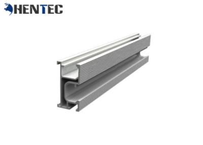 Chine Systèmes solaires anodisés de support de toit, rail solaire avec l'installation facile à vendre