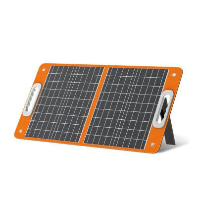 China 60W/100W/120W Panel solar plegable portátil Durable y de larga duración para acampar en casa en venta