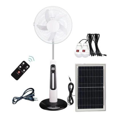 China Ventilador recarregável de 16 polegadas alimentado a energia solar 12V com bateria de lítio à venda
