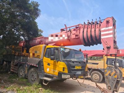 China Grúa de camión móvil de 100 toneladas con longitud de eje de 18 m Alturas máximas de trabajo 60 metros Fuente directa en venta