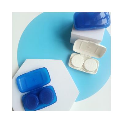 Chine Structure du matériau en plastique PP Lentille de contact boîtier Forme carrée pour le stockage de style simple à vendre