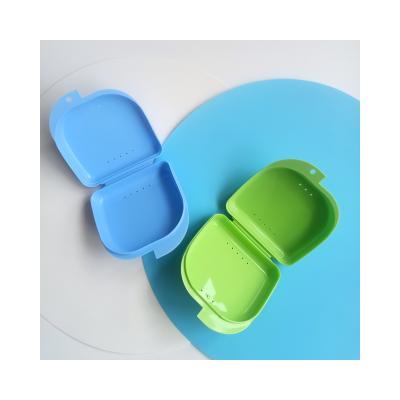 Chine Boîtier et accessoires pour lentilles de contact à vendre