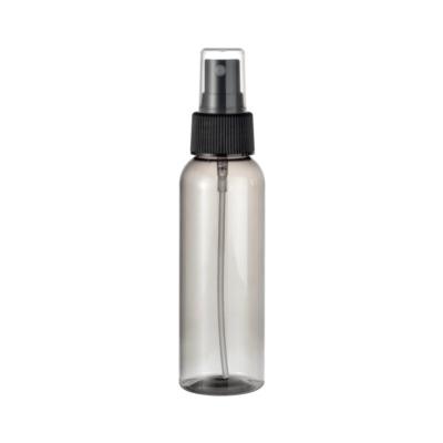 Cina Consegna veloce Bottiglia di plastica in PET grigio da 100 ml con pompa spray e design ricaricabile in vendita