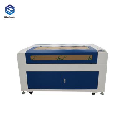 China Flat Bed CO2 Laser Cutting Machine 100W Optional Up and Down Worktable for sale