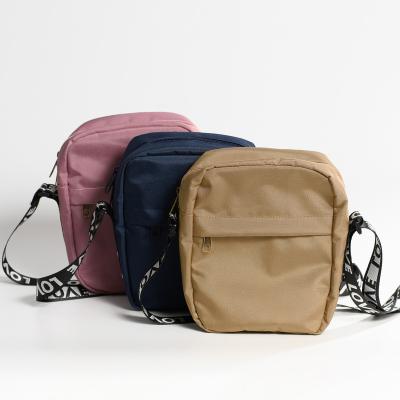 China Multi-Function Custom Crossbody Bag Chest Bag Single Body Shoulder Bag Messenger Bags Men Women for sale