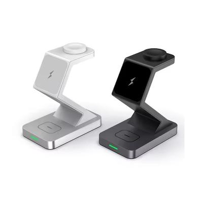 China Airpods Dispositivos habilitados para Qi Cargador inalámbrico magnético tipo c Multifuncional en venta