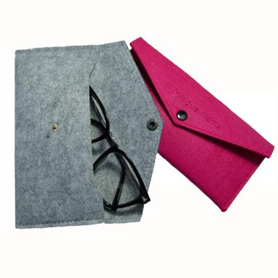 China Custom Made Eco-Friendly Logo Glass Pouch Sunglasses Eyewear Case Bag Portable Flap Envelope Felt Glass Storage Bag for sale