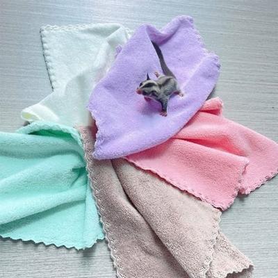China Anti-Static Pets Blanket Coral Blanket Plaid Warm Plush Blanket for sale