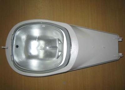 Chine réverbère extérieur à haute pression de route de réverbères du sodium 150W-400W de 8-12m à vendre