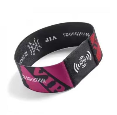 Китай Водостойкий RFID-умный браслет для удобного доступа к бассейну и тематическому парку продается