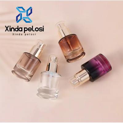 中国 高級化粧品 空のアンバー クリア エッセンシャルオイル ガラスドロッパーボトル 30ml 100ml 販売のため