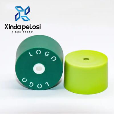 中国 容器 化粧品 ボトルキャップ 柔らかい触覚 独特のセンター トイストロック 配送 スクリューキャップ 販売のため