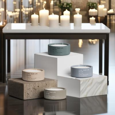 Chine Une bougie faite à la main en verre cristallin en fer blanc pour le cadeau de décoration de mariage 2024 à vendre