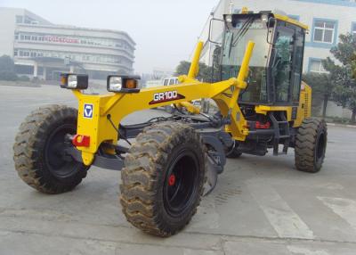 Chine Machine de terrassement de mise à niveau moulue GR100 de niveleuse de moteur avec de la pression d'inflation du pneu 350KPa à vendre
