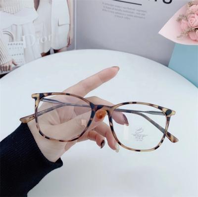 China Qy 9547 New Vintage tr90 Anti-blue Frame Lightweight Square Mobile Computer Blue Light Blocking Glasses for sale