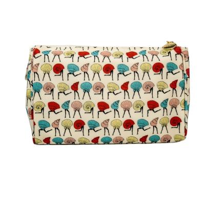 China Custom Japan Style Geometric Pattern Bag Travel Makeup Pouch Cosmetic Organizer for Women Ladies Girls for sale
