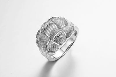 China CZ Sterling Silver Rings Custom Engraving 4,31 Gramomslag rond Vingerring Te koop