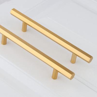China Contemporary Gold Polished Brass Drawer Knobs Cabinet Pulls Aluminum Handle for sale