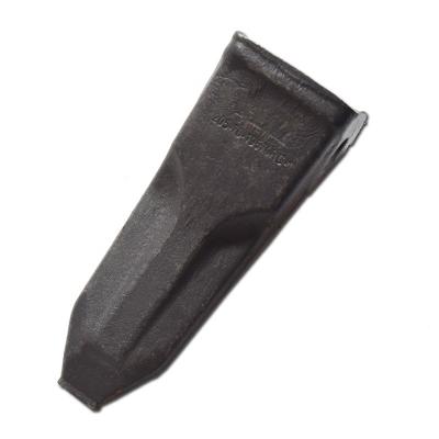 China Excavator Attachment Factory Price Direct Sales Excavator Accessories 205-70-19570RC Forging PC200 Bucket Teeth for sale