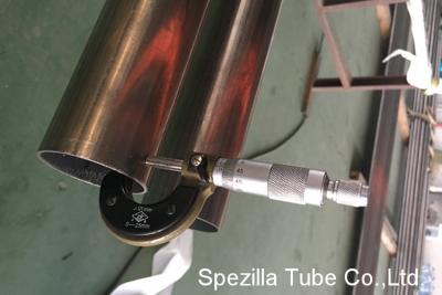 Chine Tube recuit lumineux EN1.4301 400grit intérieur rond de l'acier inoxydable DIN11850 de nourriture poli à vendre