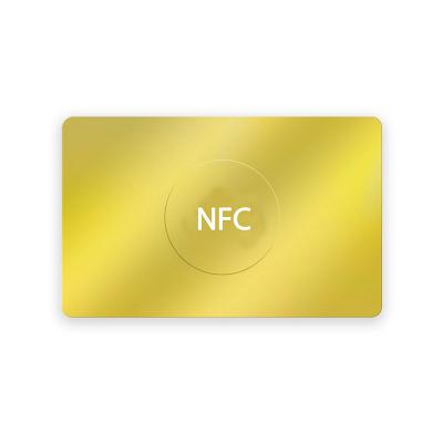 China Waterproof / 24K Gold Waterproof NFC Metal Business Card Programmable With Social Media Information for sale