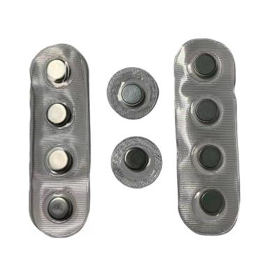China Environmental Friendly Handbag Cloth Bag Clasp Hinged Magnet Strip Neodymium Magnetic Clothing Fastener Snap Magnetic Button for sale