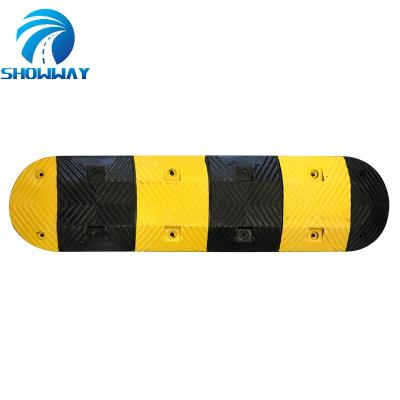 China Long Lifespan Rubber Yellow Black Rubber Speed Bump for sale