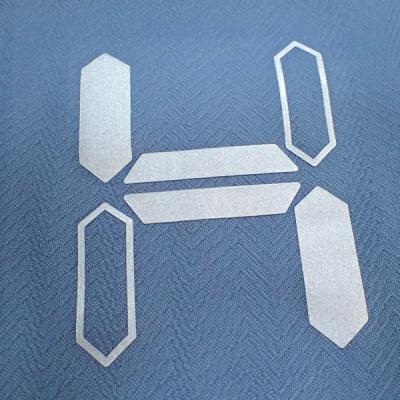 Chine Silicone d'argent imprimant des labels d'habillement de transfert de chaleur de GV à vendre