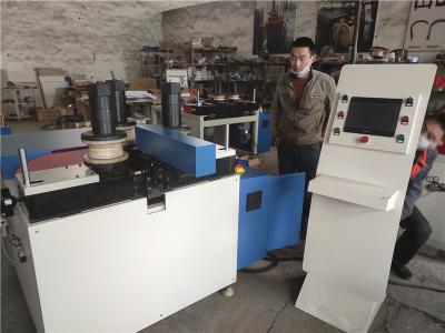 Chine Machine à cintrer automatique de commande numérique par ordinateur de trois Rolls pour la porte en aluminium de fenêtre de profil à vendre