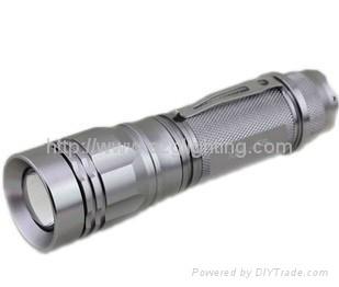 China XML-T6 CREE 10W 1200LUM high bright rechargeable and dimmable LED flashlight torch for sale