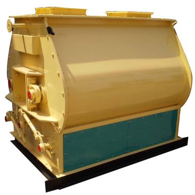 China Lote horizontal del mezclador 1000KG/del pienso de la alimentación de las aves de corral 2CBM en venta
