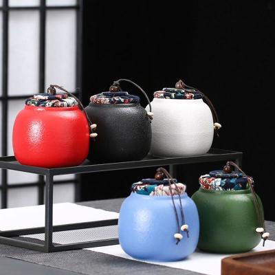 China WITH LID Handmade Round Matcha Sprinkle Tea Cart Coffee Tea Sugar Canisters Porcelain Loose Ceramic Candle Jar With Lid for sale