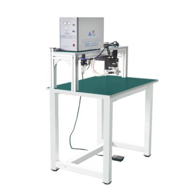 China Tipo neumático uso de Ion Spot Welding Machine Bench del litio de la célula en venta