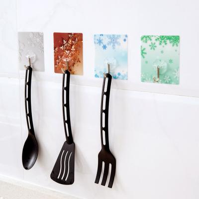 China Minimalist Hot Selling Plastic Kitchen Door Back Wall Tile Paste Strong Adhesive Non-perforated Hook for sale
