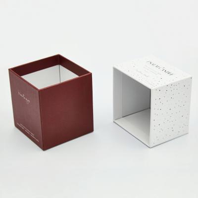 Chine Boîtes de papier en carton sur mesure avec couvercle bougie bouteille de parfum boîte d'emballage pour l' huile essentielle à vendre
