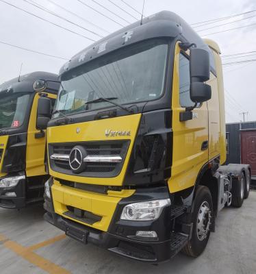 Китай Грузовик для тяжелого транспорта Beiben с шасси 6X4 и гидравлическим рулевым управлением продается