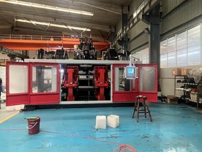 中国 50L プラスチックの挤出吹塑機 300KN 模具固定力 MP110FD 販売のため