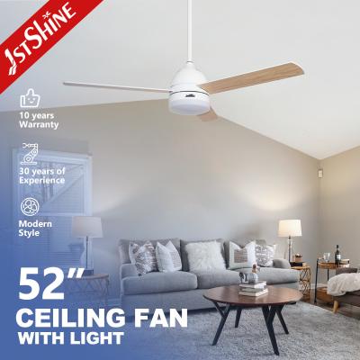 China 1stshine Ventilador de teto com motor de CC com luz LED e controle remoto Uma solução de iluminação à venda