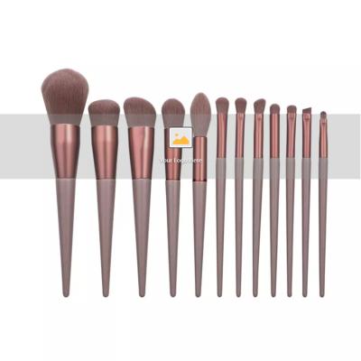 China 2022 Super Soft New Style Makeup Brush Kit Vegan Makeup Brushes Private Mark High Quality 12pcs Pink/Green Professional Makeup Set Brush for sale