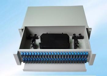China 2.5U Slidable Patch Panel en venta