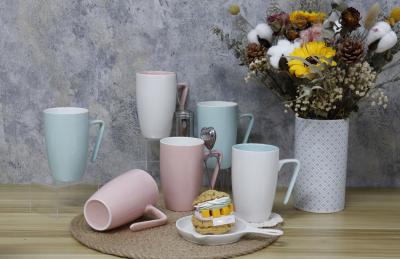 China Glazy gift mug new bone china luxury color mugs for home and office use ceramic mugs en venta