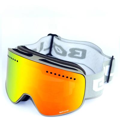 China Durable Safety Ski Sport Goggles Magnetic Adult Ski Comfort Snow Anti-Fog Goggles for sale