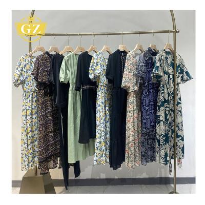 China All Kind GZ A Grade 100% Polyester And Cotton Used Garments, Export In Batch Used Dress for sale