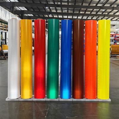 China Hochintensitätsflexibles prismatisch reflektierendes Trommelblatt für Verkehrsüberwachungsschilder Weiß LZT9601 zu verkaufen