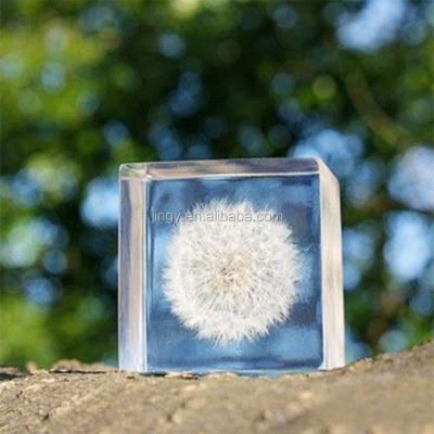 China Eco-friendly and top quality factory pmma cube acrylic block in custom clear solid plexiglass block with UV printing for sale