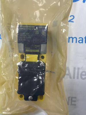 China Turck NI40U-CP40-VP4X2 Induktiver Block-Näherungssensor zu verkaufen